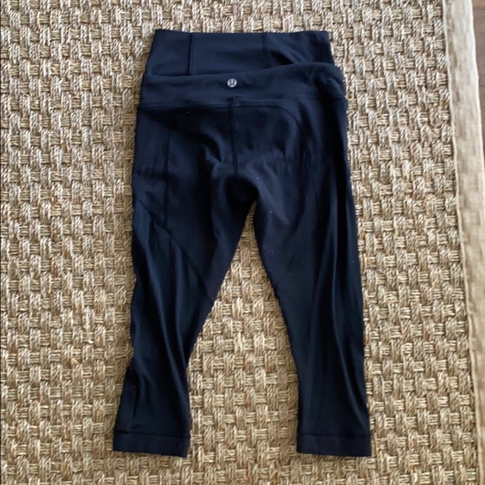 Lululemon Reversible cropped Leggings - Picture 2 of 6
